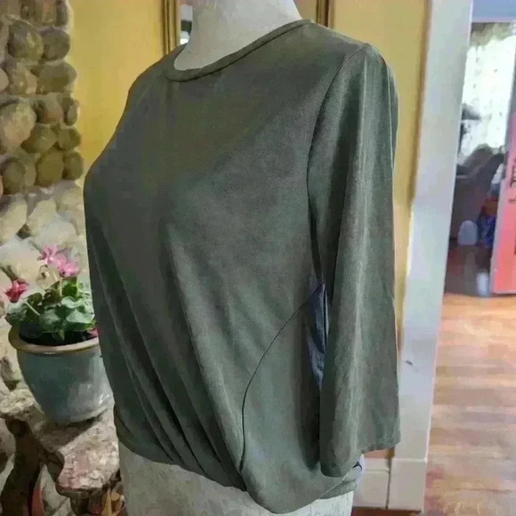 Green Envelope Los Angeles Women's Top Size L - Picture 4 of 10